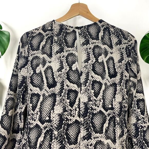 River Island Asymmetric Swing Dress in Grey Snake Print - Picture 9 of 11